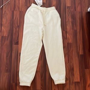 Zara white/cream joggers size S